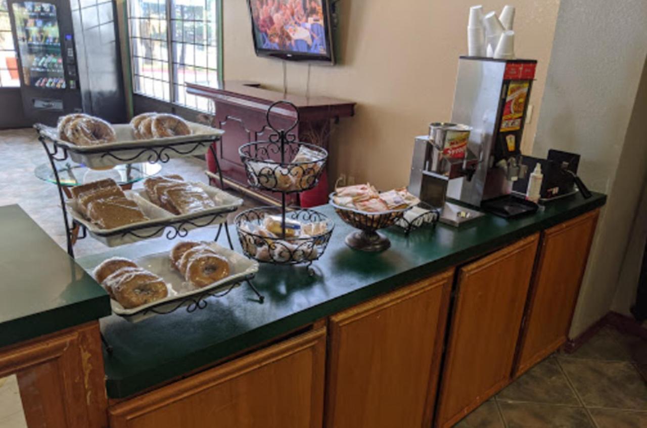 Atrium Inn Fort Stockton Dış mekan fotoğraf