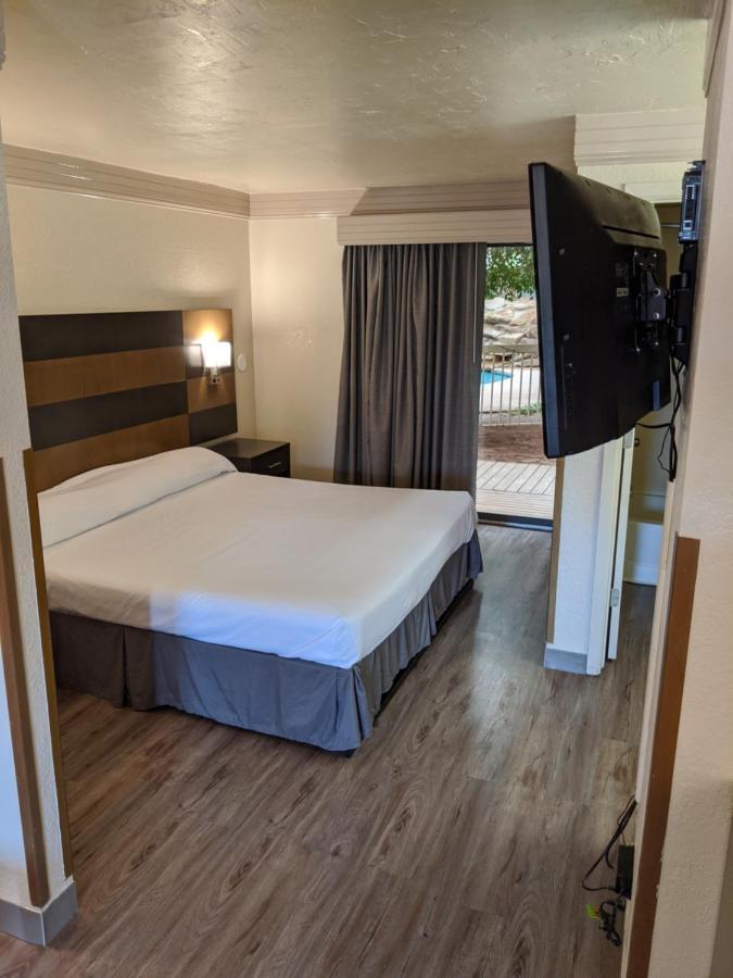 Atrium Inn Fort Stockton Dış mekan fotoğraf